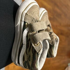 5c tan suede toddler vans